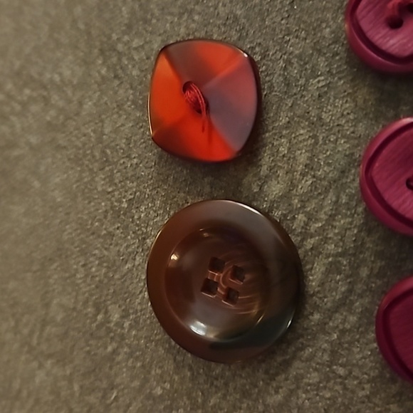 3/$30 Vintage Red Mother of Pearl and Acrylic Buttons - Picture 2 of 6